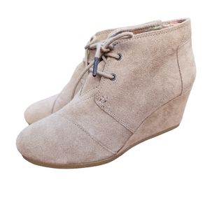 Toms Desert Wedge Suede Booties 7.5W